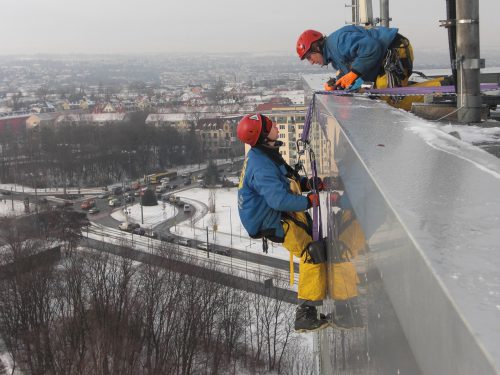 Jaki kask do pracy na wysokości?
